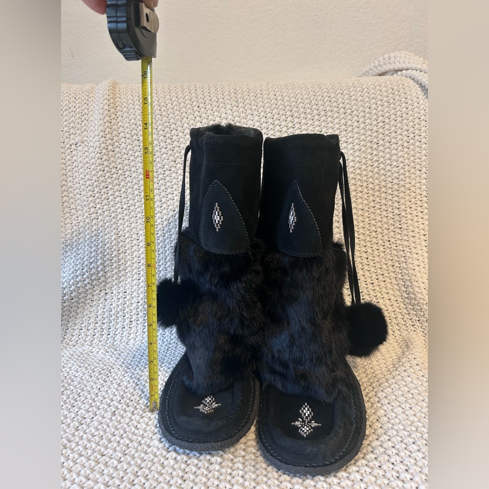 Black Manitobah Mukluks Waterproof Snowy Owl boots Size L8/M6